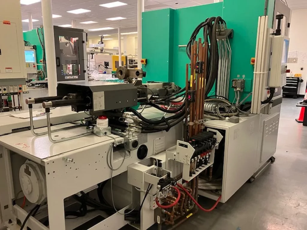 Used Arburg 1500T 1600-170 Injection Molding Machine For Sale
