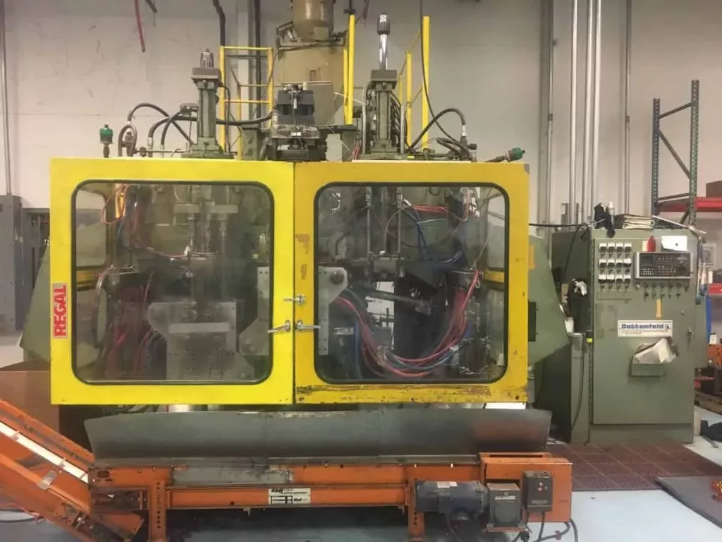 Battenfeld Fischer FHB-106-1 Blow Molder, photo 1 of 4