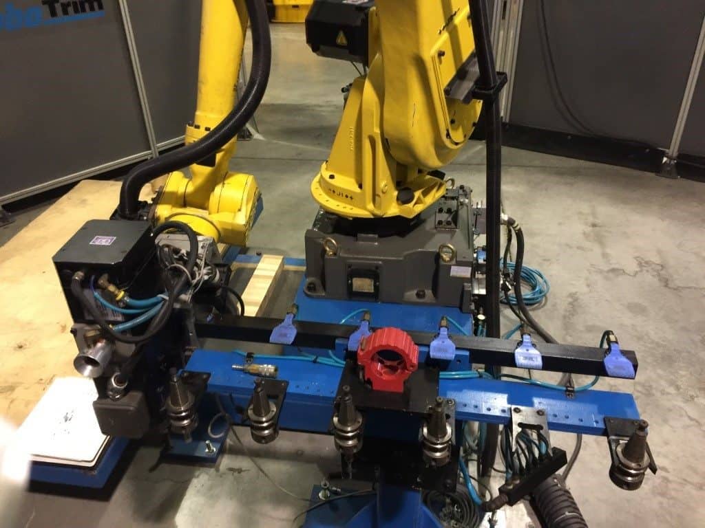 2004 Fanuc M-710iB – photo 4 of 8