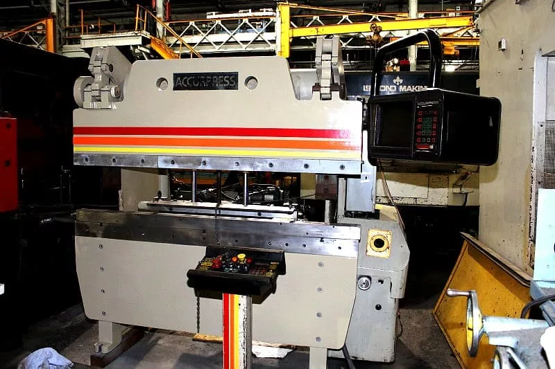 1994 Accurpress 7606