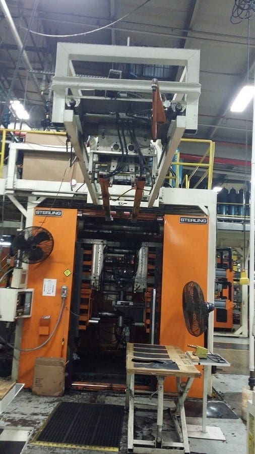 1991 Sterling Accumulator Head