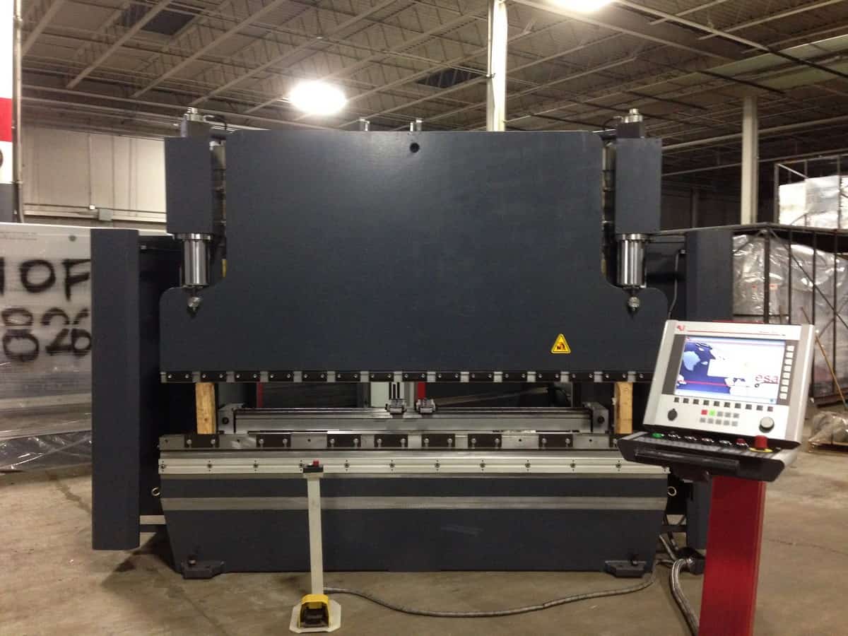 2010 Mitsubishi/Dener Ultra 135-30