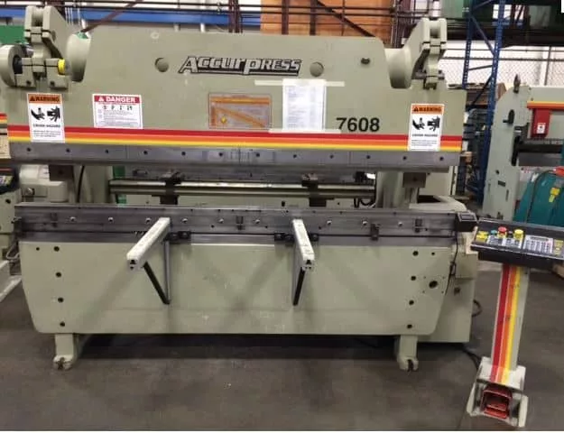 2000 Accurpress 7608