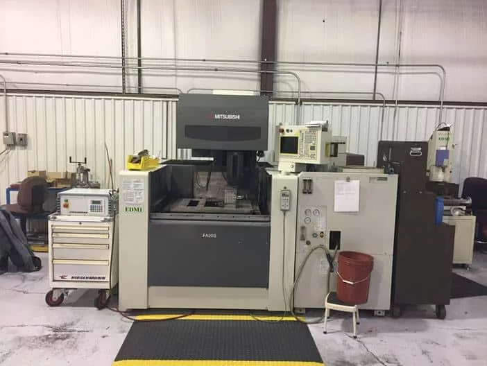 2004 Mitsubishi FA20S