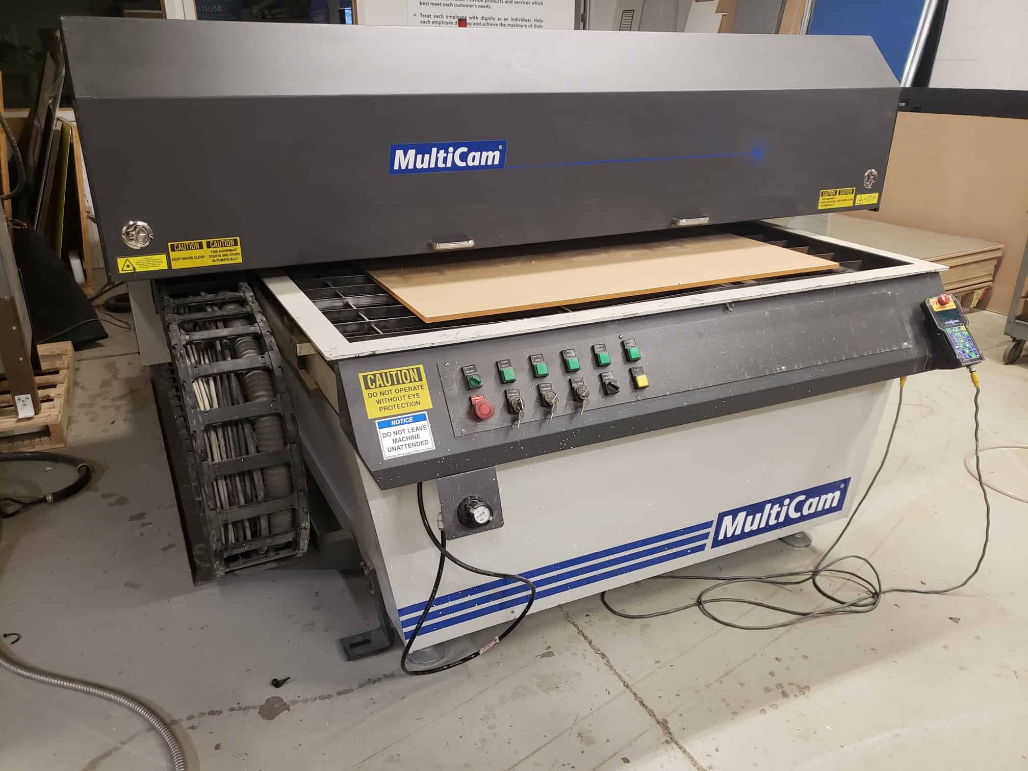 2009 Multicam Series 2000L