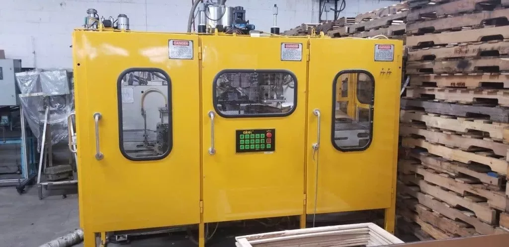 2004 Akei 50SN-TS-DH-PP.PE Blow Molder, photo 1 of 20