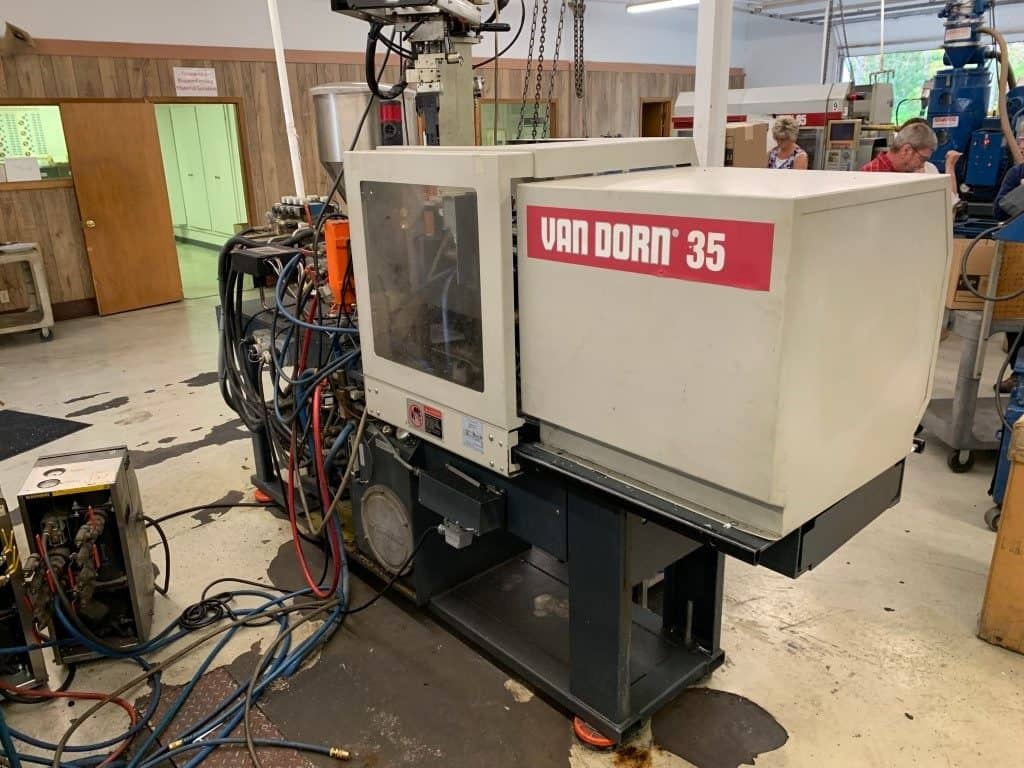 1999 Van Dorn 35ET – photo 10 of 10