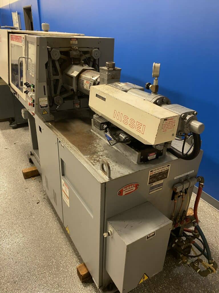 2003 Nissei NS40