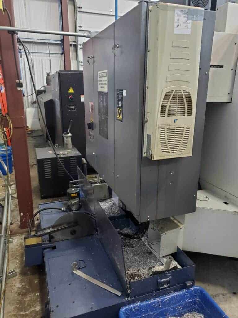 2006 YCM XV560A