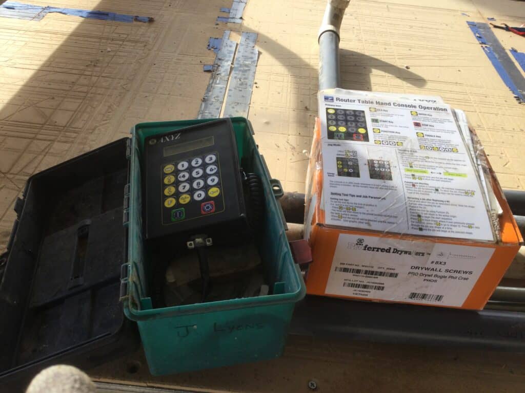 2012 AXYZ PANELBuilder 5022