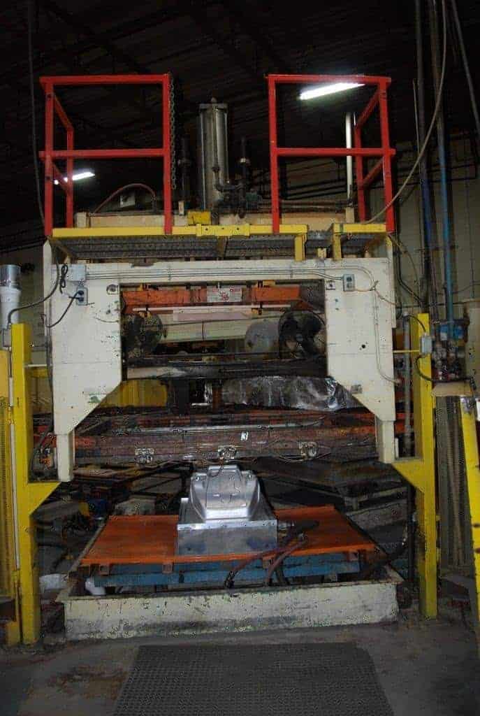 1984 Brown / AVT R223