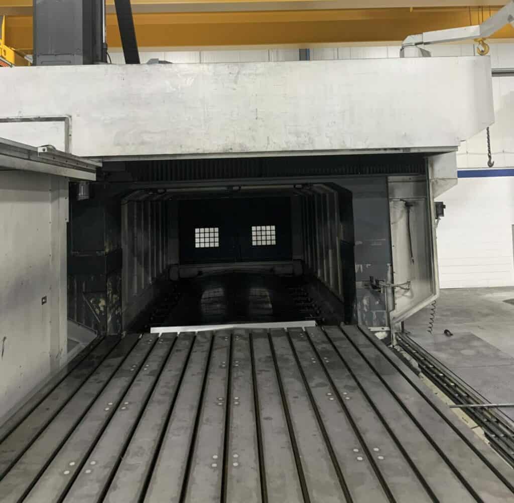 2012 YCM DCV6030BF