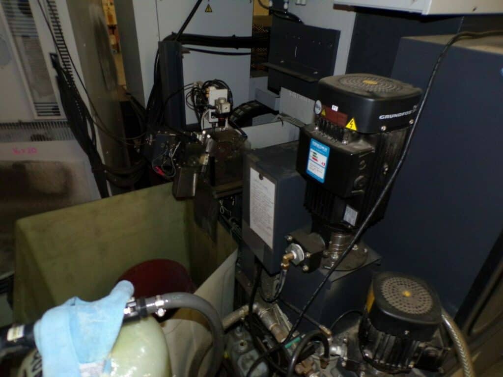 2013 Mistusbshi MV1200R