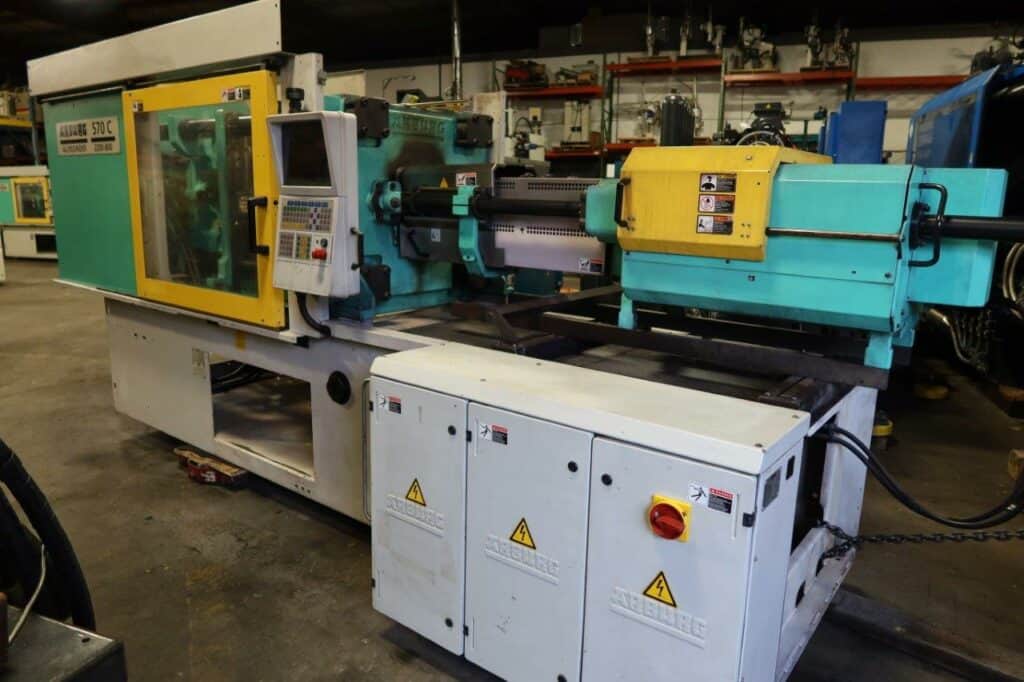 2004 Arburg 570C 2200-800