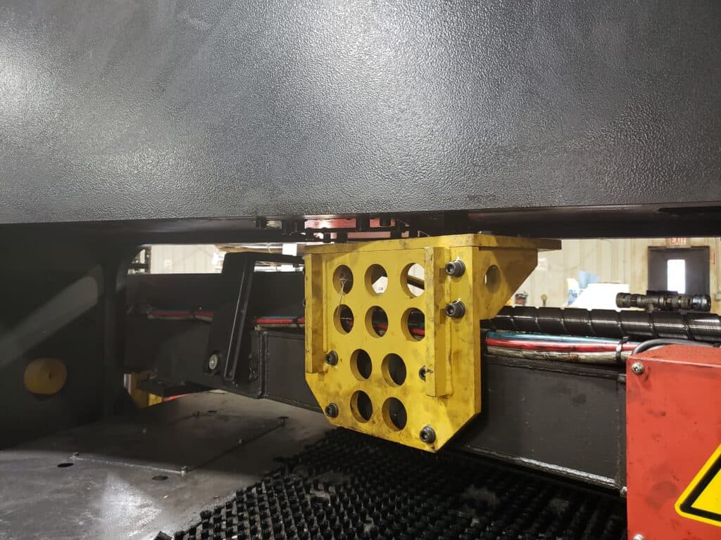 2011 Amada AE2510NT