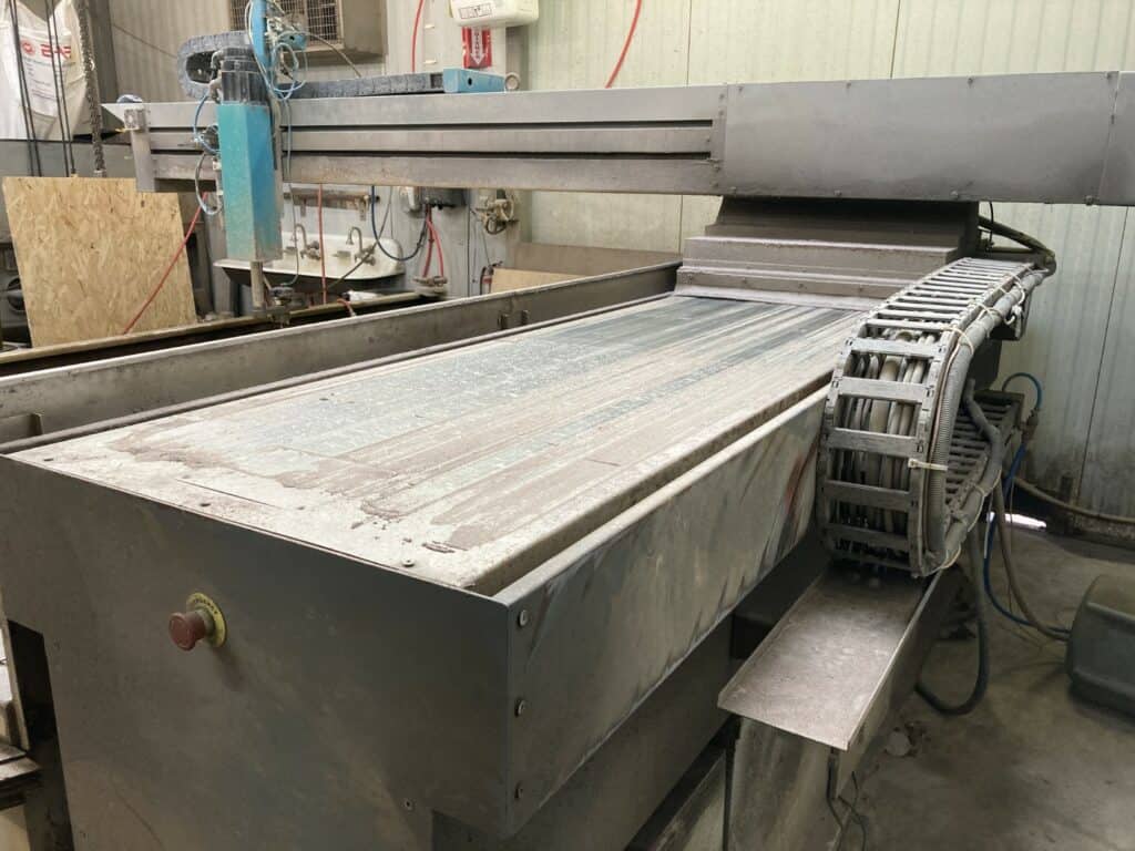2011 Flow Mach 2 2031b Waterjet, photo 4 of 11