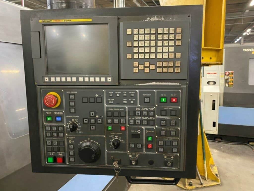 2011 Doosan Puma 400L