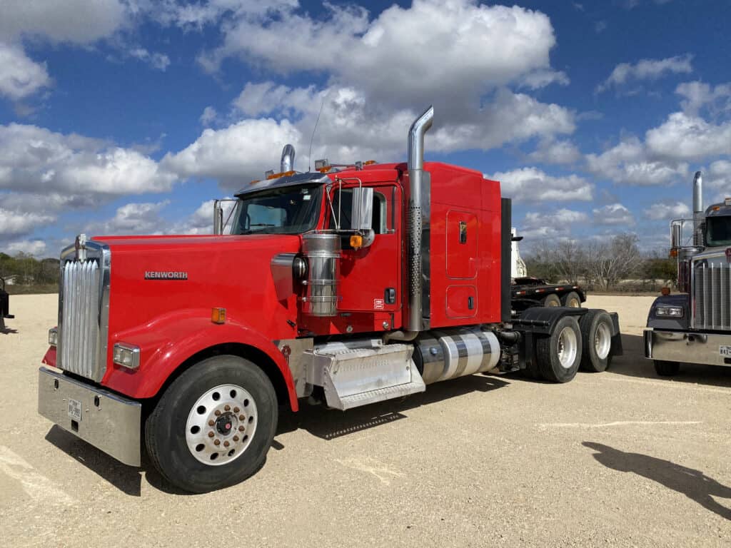 2017 Kenworth W900L