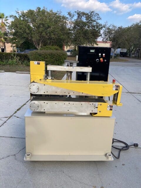 2006 Conair 6-39