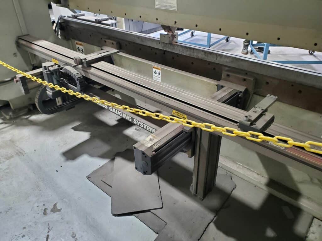 2000 Accurpress 717512