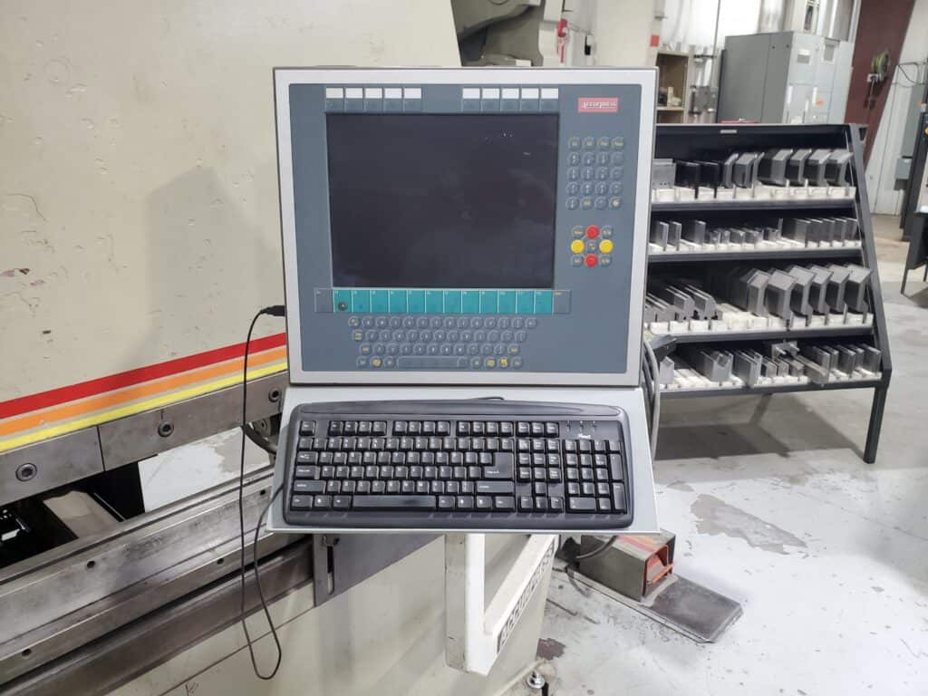 2000 Accurpress 717512