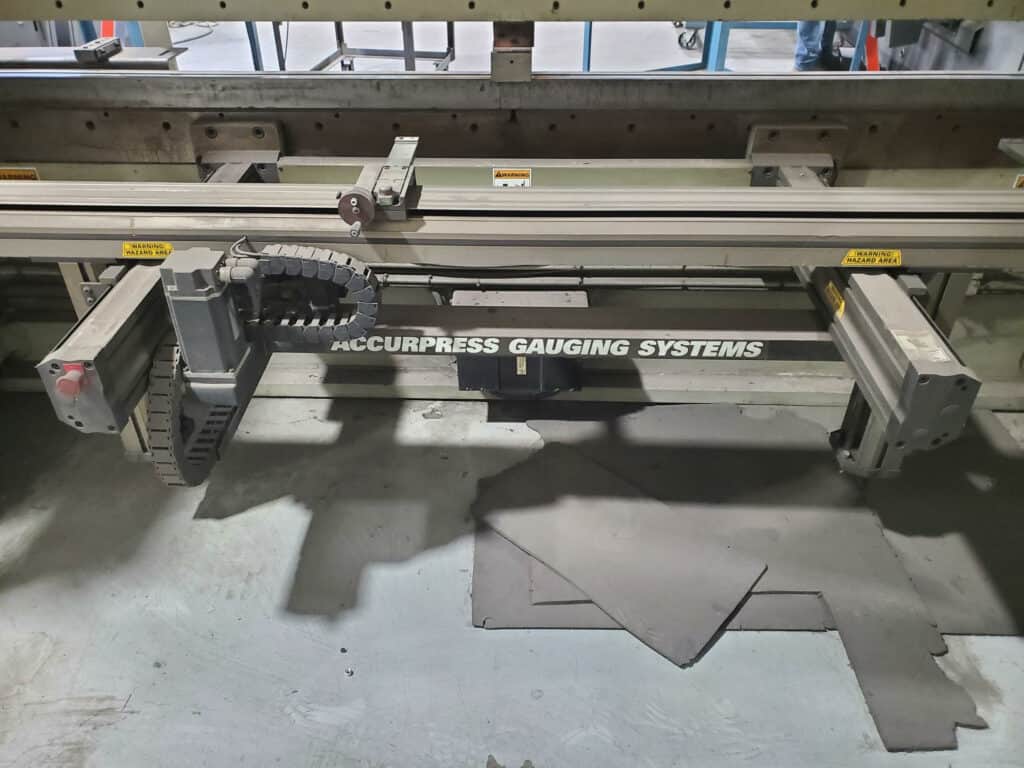 2000 Accurpress 717512