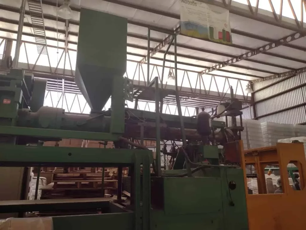 1996 Bekum BA15 Blow Molder, photo 10 of 12