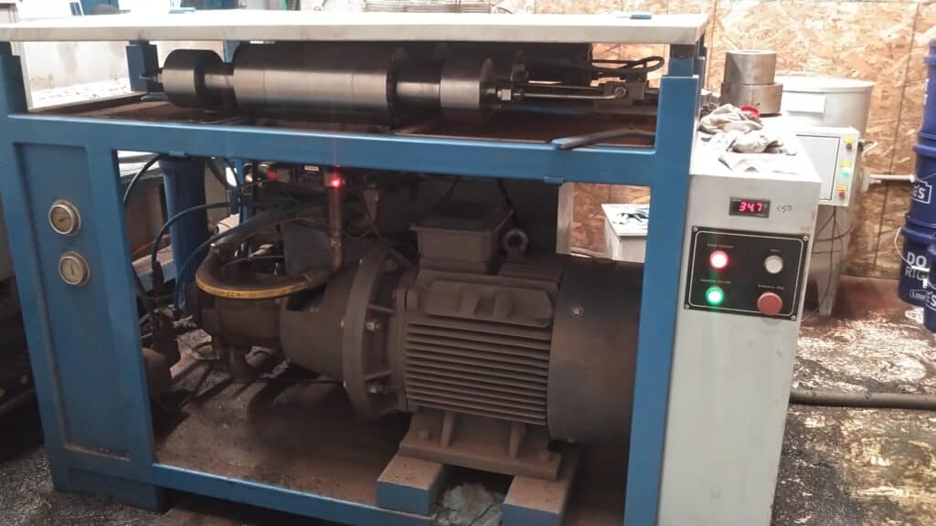 2018 A&V 1006BA