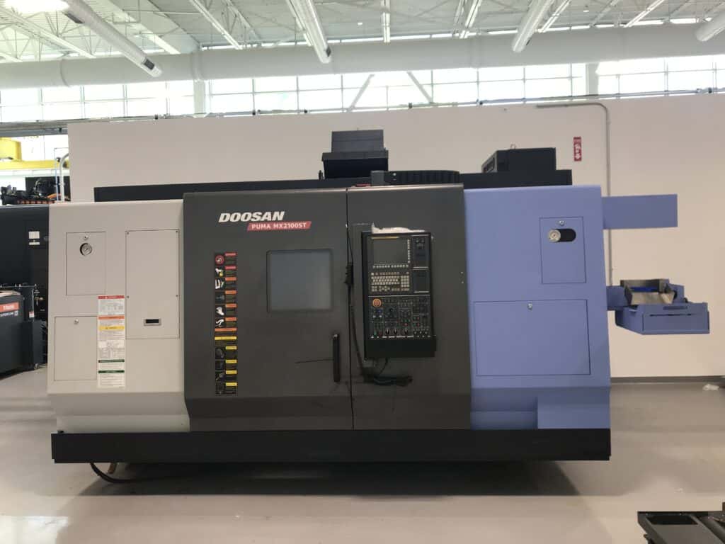 2013 Doosan Puma MX2100ST – photo 2 of 36