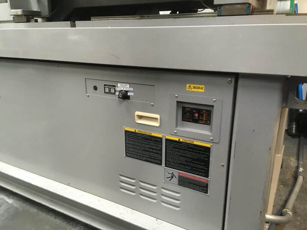 2004 Toshiba EC 240V21-8Y