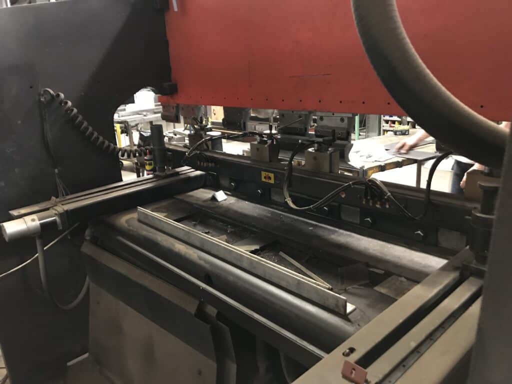 1997 Amada RG-80