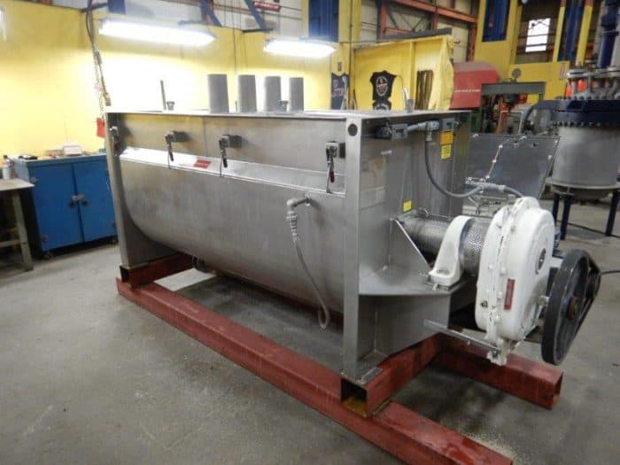 1999 Nova Fabrication Ribbon Blender