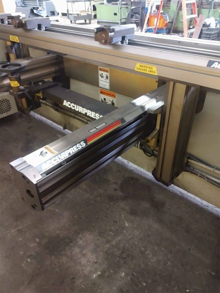 2002 Accurpress Advantage 710010 – photo 14 of 23