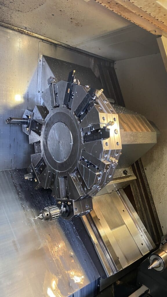2013 Haas ST-40