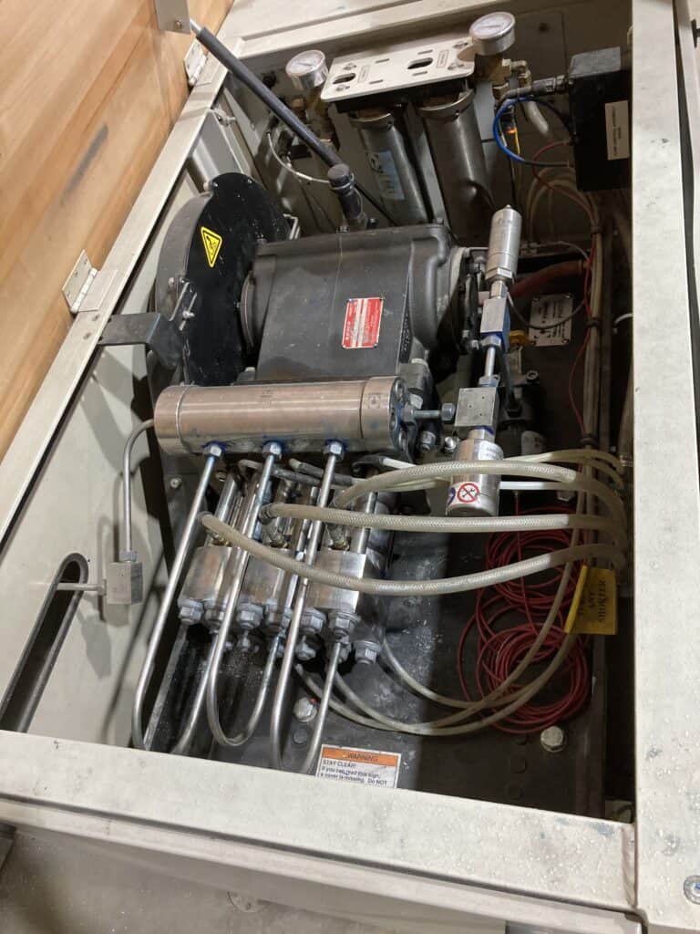 2017 Omax 80X-50hp