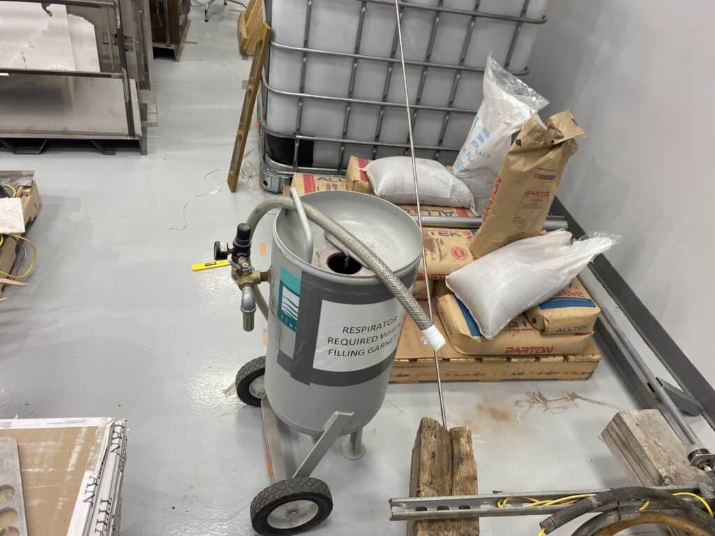 Used Flow Mach 2 1313b CNC Waterjet For Sale