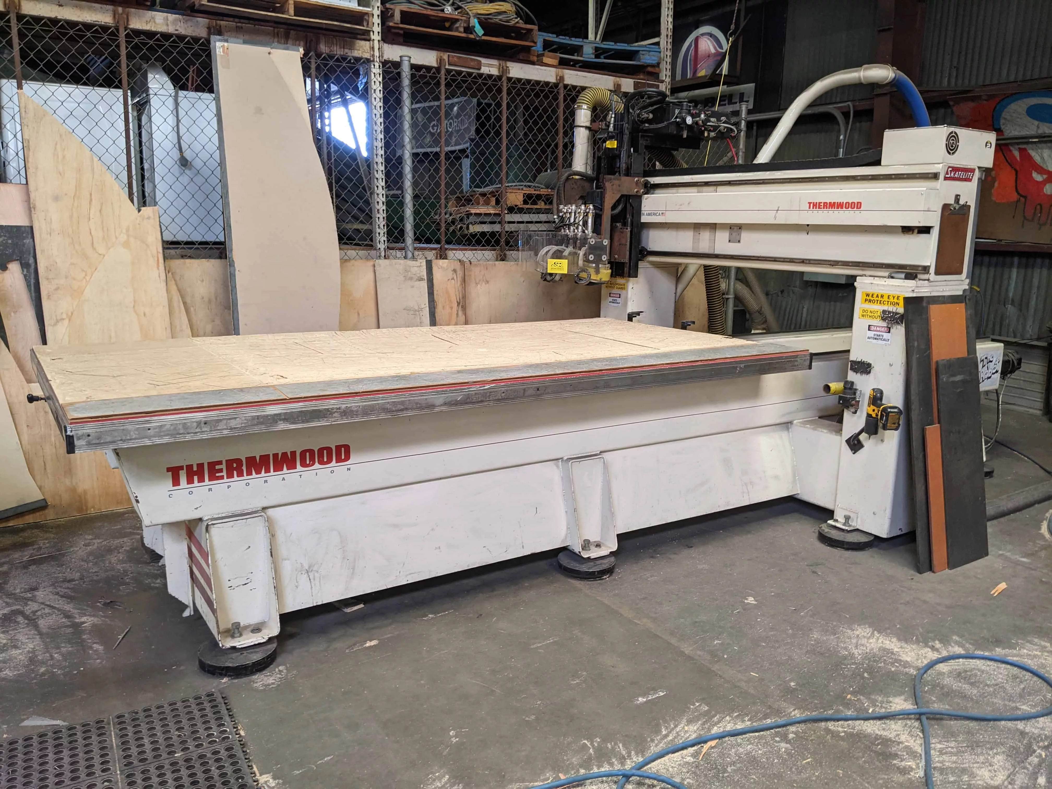 2001 Thermwood 40 2001 Thermwood 40