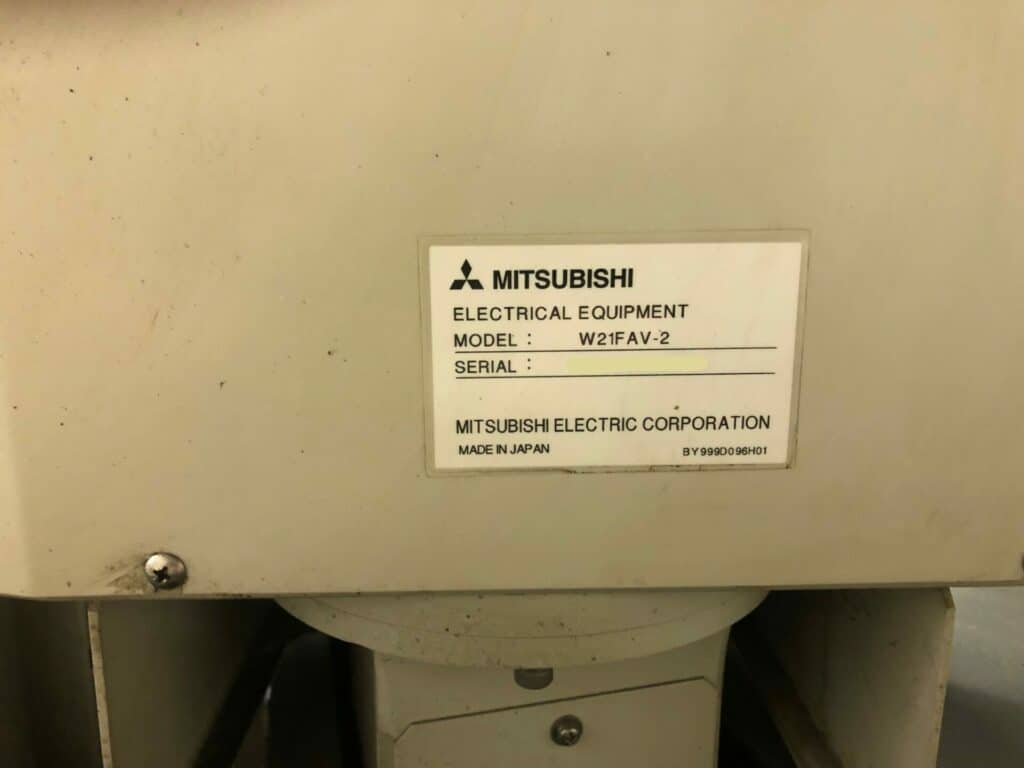 2003 Mitsubishi FA20V