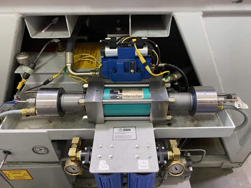 2006 Flow IFB 4400
