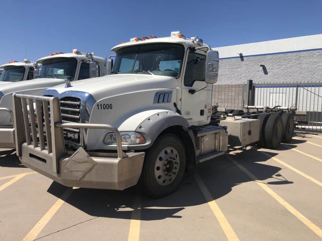 2014 Mack GU813