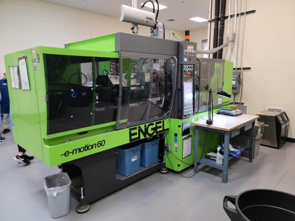 2011 Engel e-motion 60