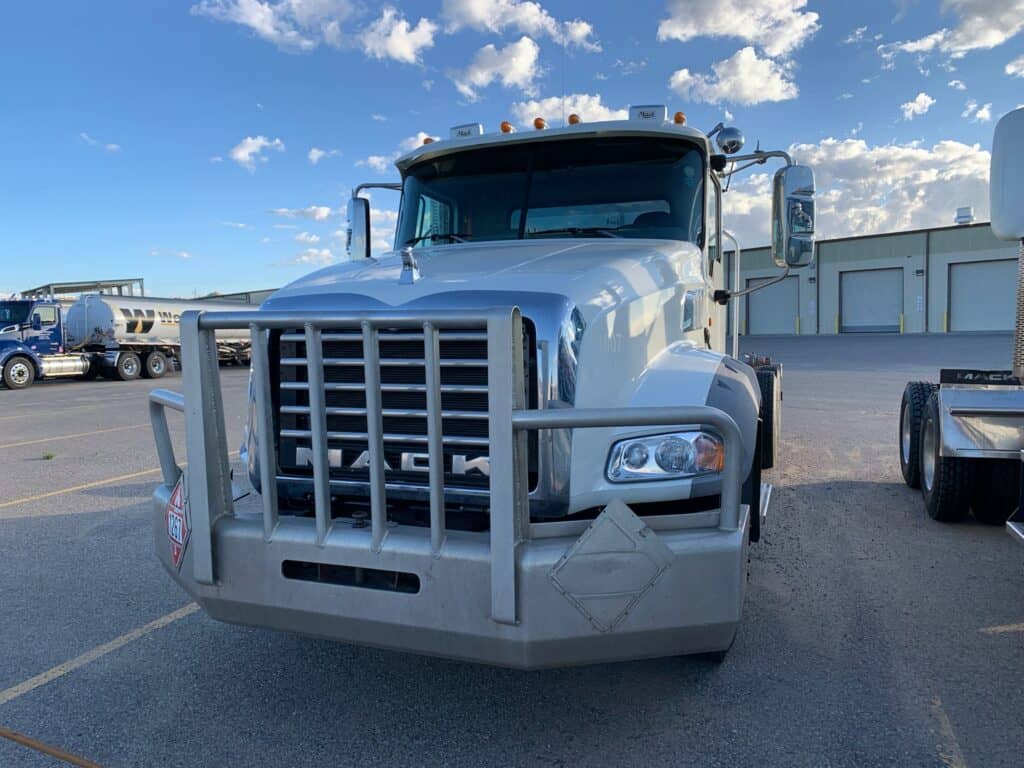 2015 Mack GU813