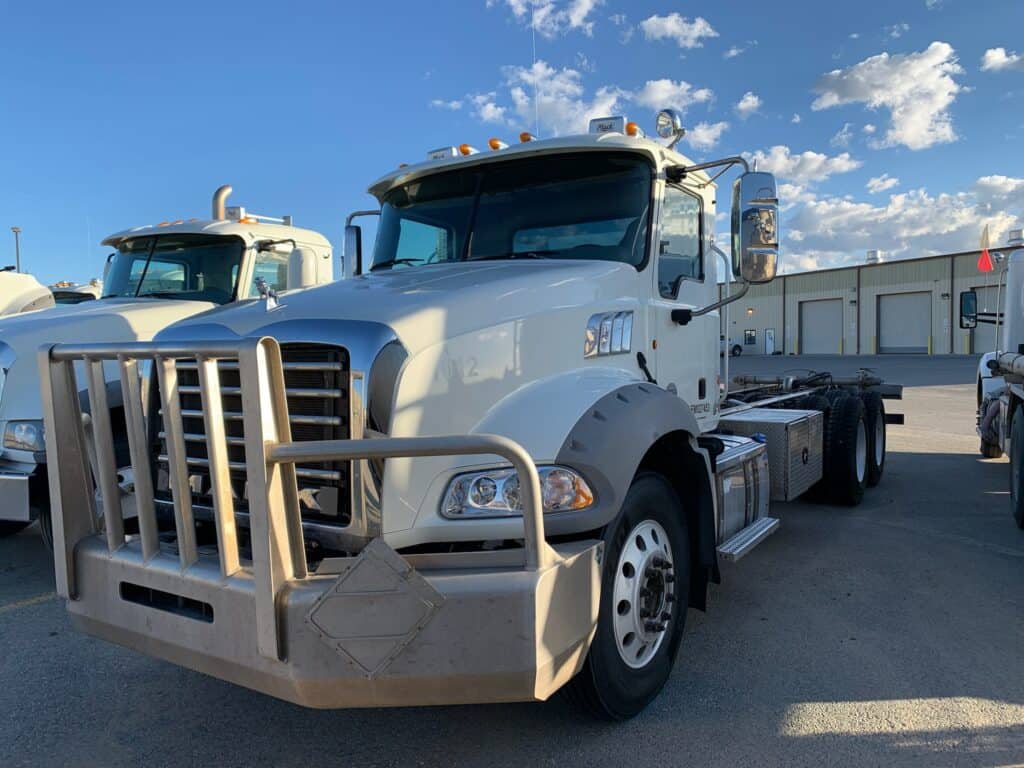 2015 Mack GU813