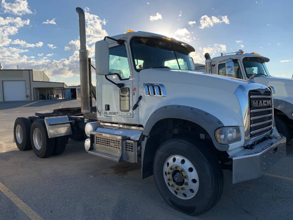 2018 Mack GU713