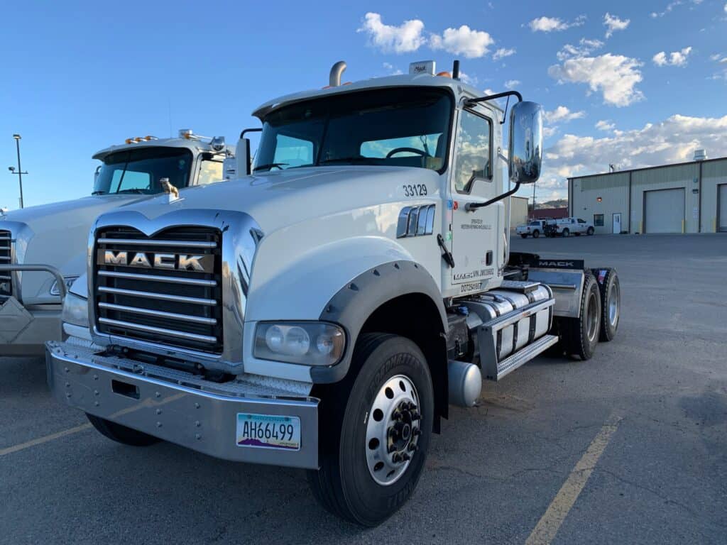 2018 Mack GU713