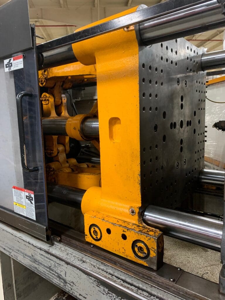 Used Toyo TM-245H Injection Molding Machine For Sale