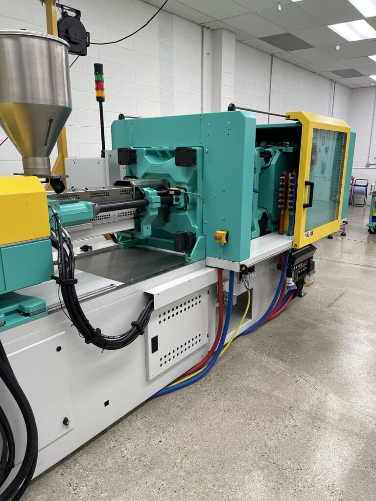 Used Arburg 520E 1500-400 Injection Molding Machine For Sale