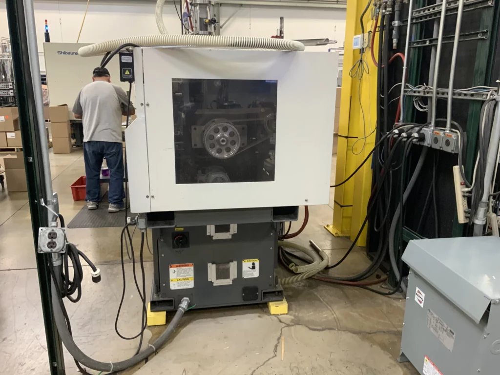 Used Cincinnati Milacron S-2000I-110B Injection Molding Machine For Sale