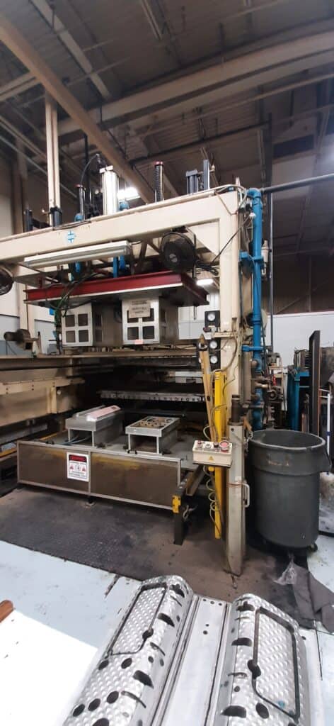Used Kiefel KS 48/84 Thermoformer For Sale