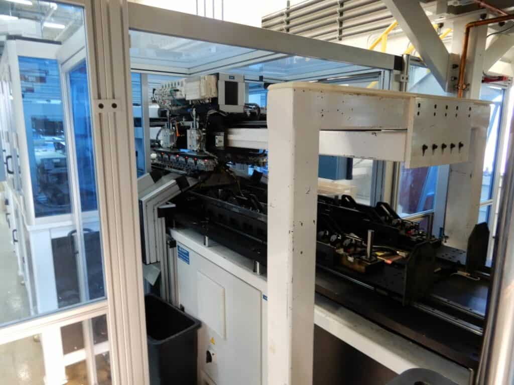 Used Neff H200-100M 200 Ton Vertical Injection Molding System for Sale